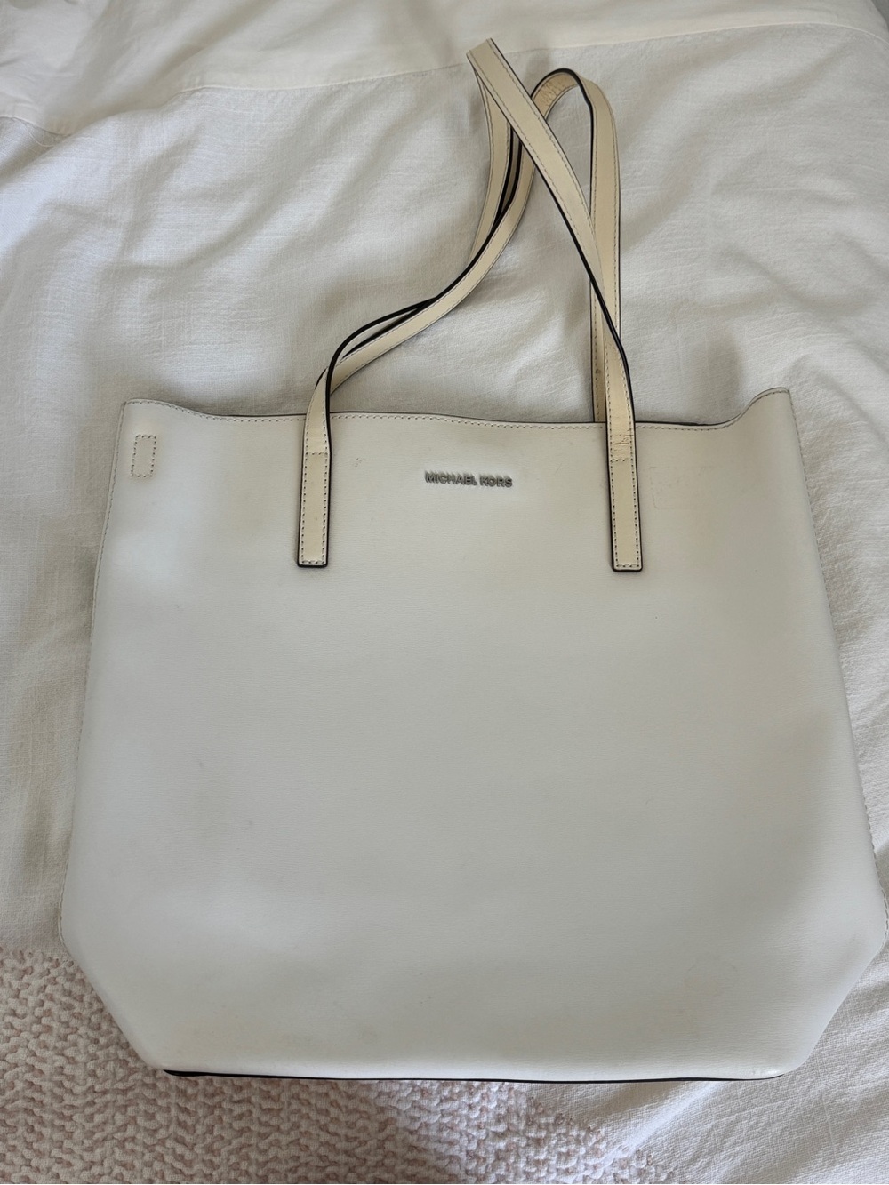 Preowned Vintage Michael Kors Emry Large Leather Tote Optic White 30t6se4t71
